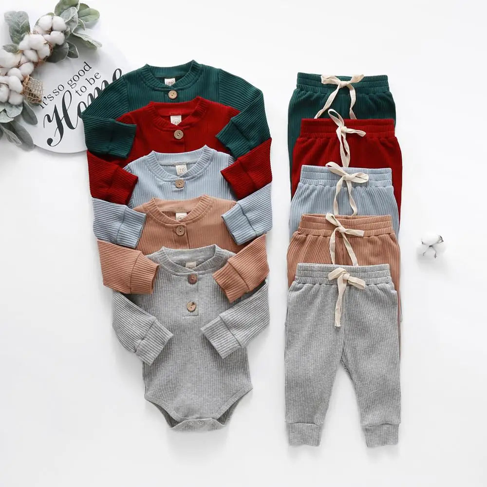 Ensemble vêtement bébé 00