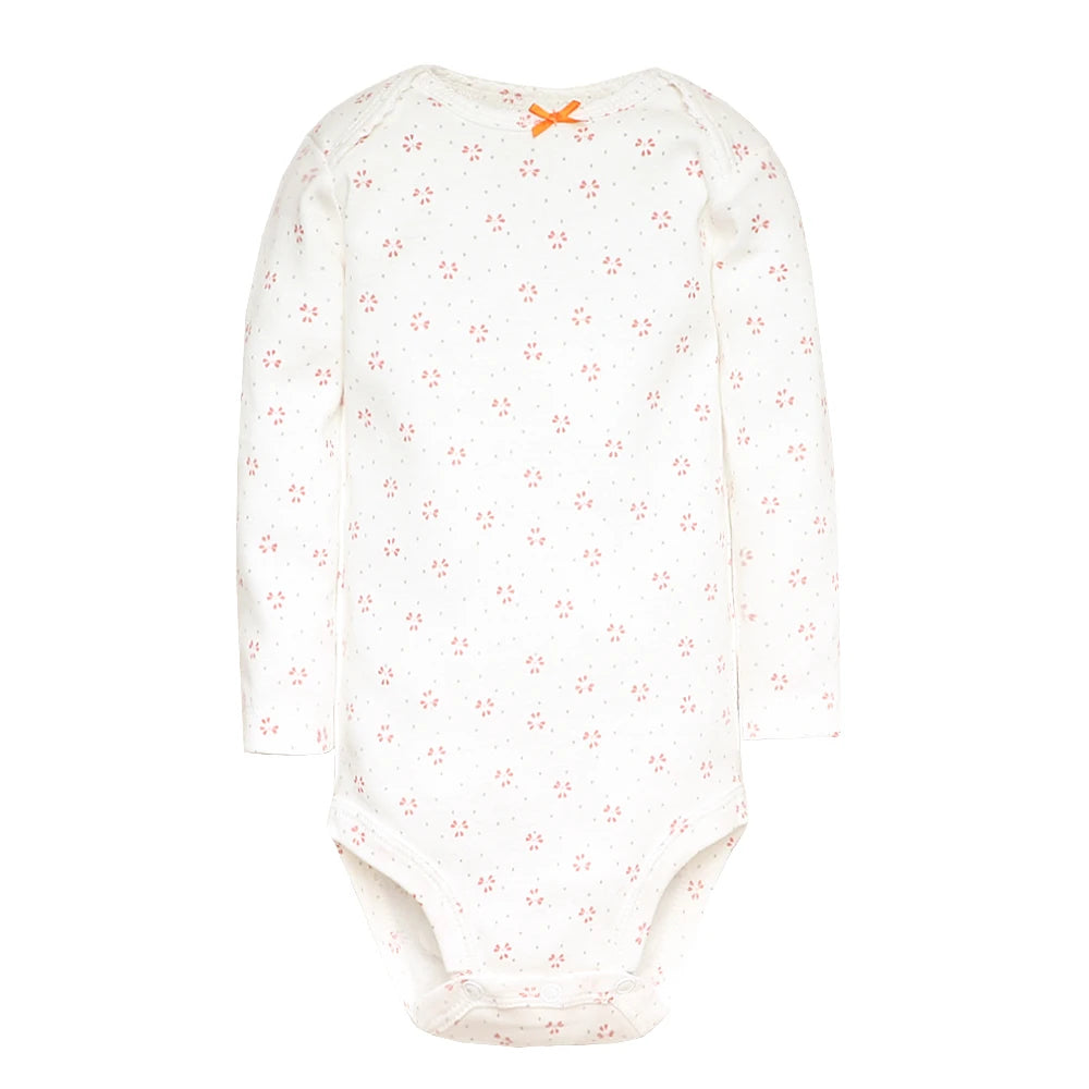 Caches couches bébé fille