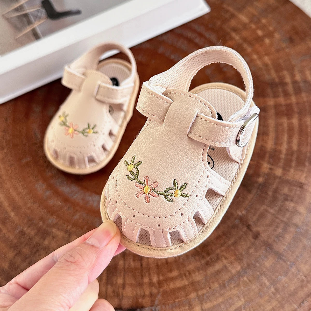 Chaussure bébé fille