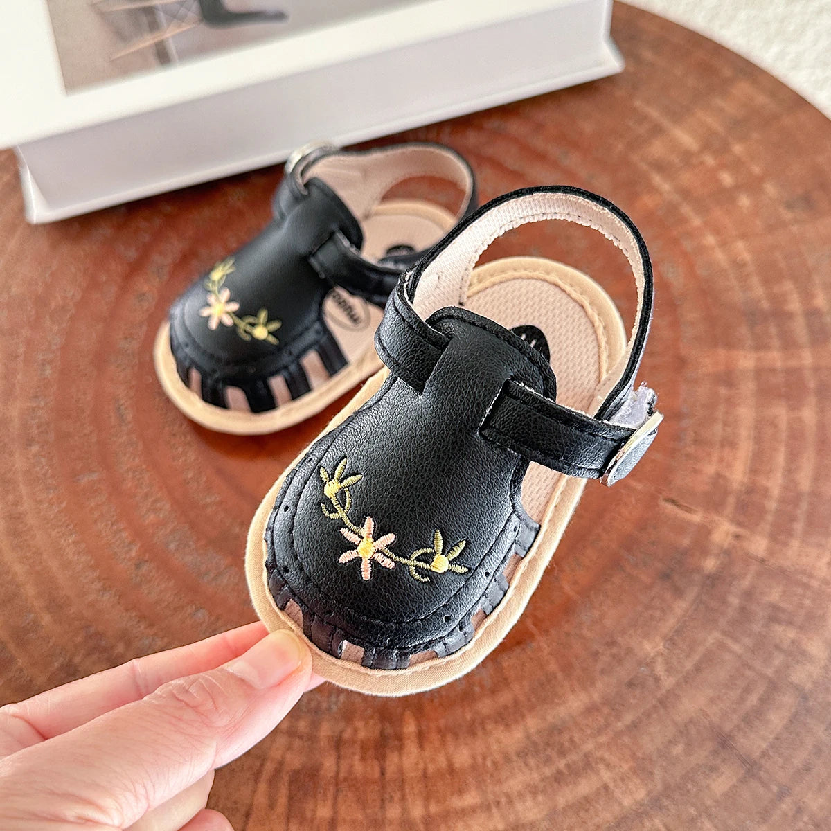 Chaussure bébé fille